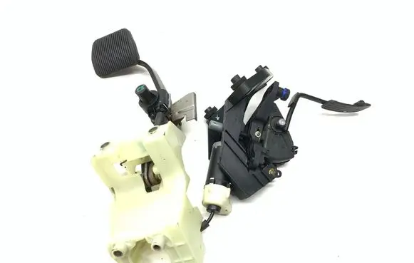 Jaguar XJ X350 Accelerator throttle pedal 6PV00873702