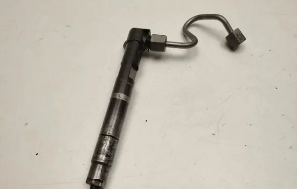 Mercedes-Benz B W246 W242 Fuel injector A6510701387