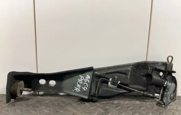 Audi A6 S6 C4 4A Radiator mount bracket 4A0805807