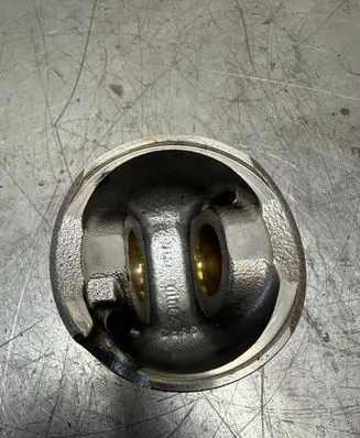 Volkswagen Crafter Piston 79016