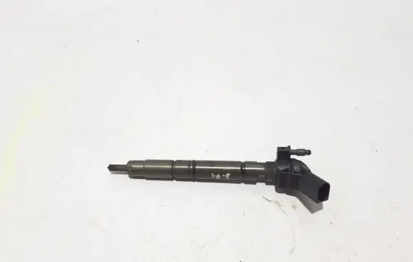 Audi A4 S4 B9 Fuel injector 059130277ED