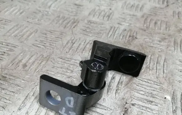 Audi A6 S6 C8 4K Rear door lower hinge 4K0833401B A046574