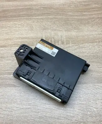 Toyota Prius (XW30) Air conditioning/heating control unit 8865047281