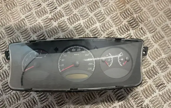 Speedometer (instrument cluster)