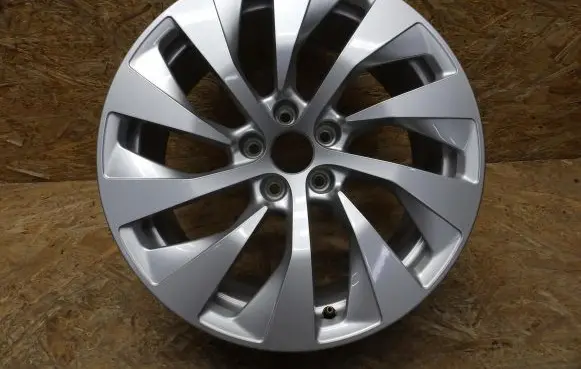Audi A7 S7 4K8 R18 alloy rim 