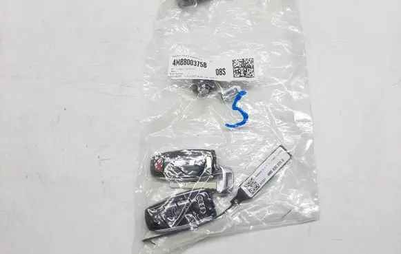 Audi A6 S6 C8 4K Tool set 4M8800375B