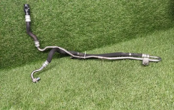 Power steering hose/pipe/line