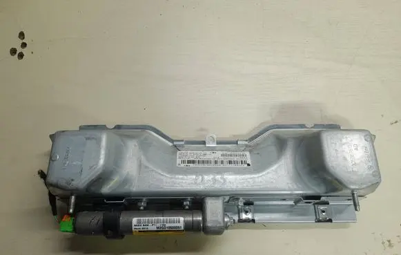 Mercedes-Benz C W204 Knee airbag 306026999AR