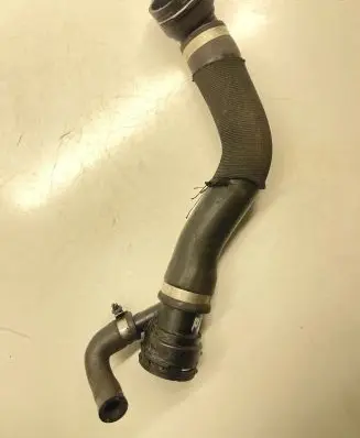 BMW 5 E60 E61 Engine coolant pipe/hose 17127795260 37810H