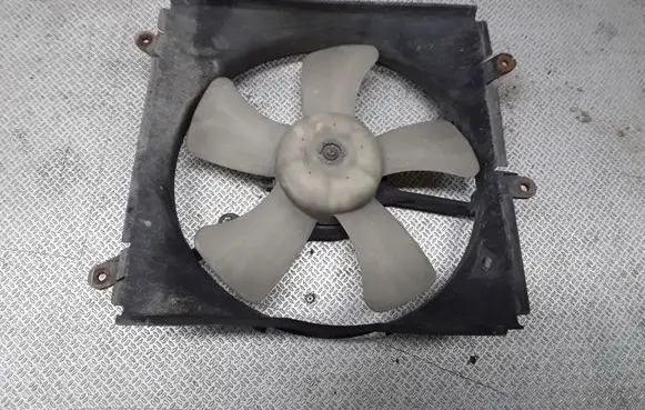 Toyota RAV 4 (XA10) Electric radiator cooling fan