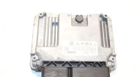 Volkswagen Tiguan Engine control unit/module 03L907309AD 0281017947