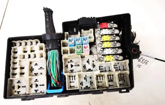 Ford C-MAX I Fuse box set 3m5t14a067bc 3m5t-14a067-bc