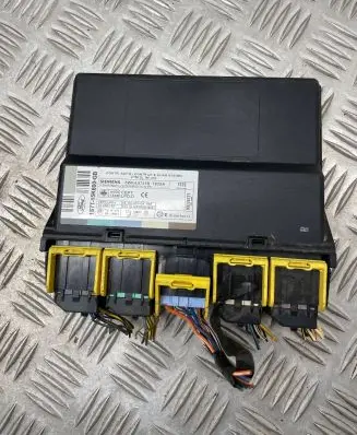 Ford Mondeo Mk III Comfort/convenience module 1s7t15k600gb