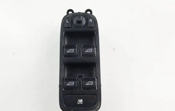 Volvo V50 Electric window control switch 30795081 03451700