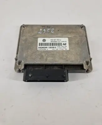 Volkswagen Touareg I Engine control unit/module 0AD927755AJ