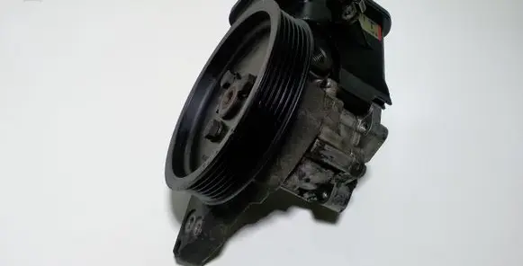 BMW 3 E46 Power steering pump 6756575 7692974519