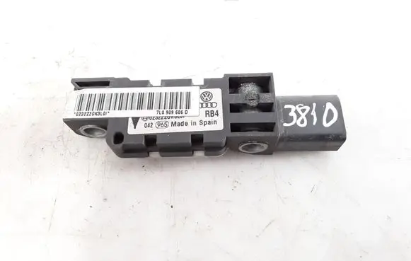 Volkswagen Phaeton Airbag deployment crash/impact sensor 7L0909606D