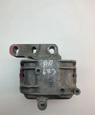 Volkswagen Caddy Engine mount bracket 1K0199262