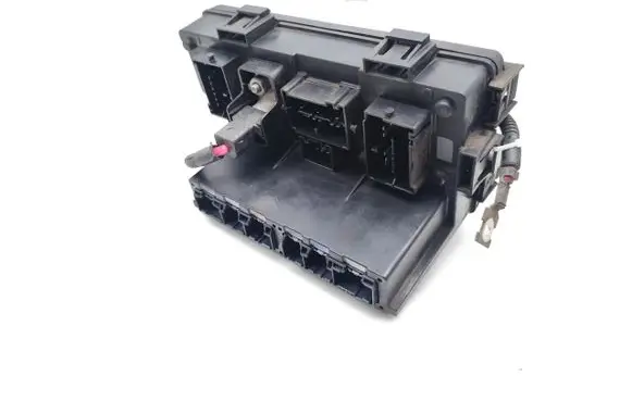 Jeep Compass Fuse module P04692341AF