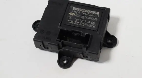 Mazda 6 Door control unit/module 1002127500 AH2214D620AD