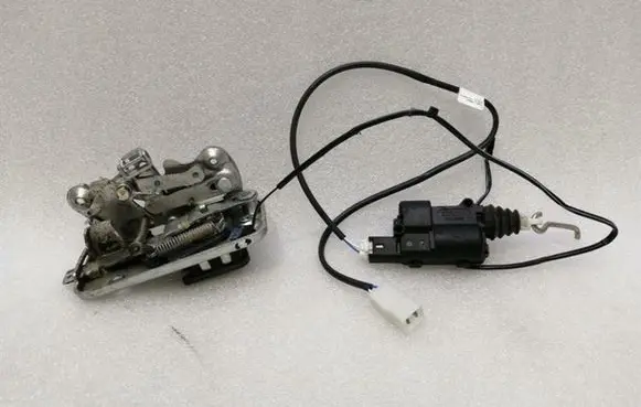 Mercedes-Benz G W461 W463 1st Gen Tailgate/trunk/boot lock/catch/latch A4637400635