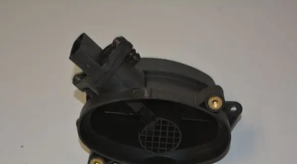 BMW 5 E39 Mass air flow meter 0928400527