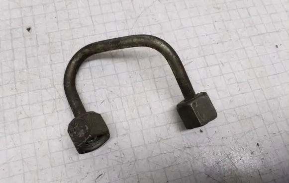 Renault Megane II Fuel line pipe