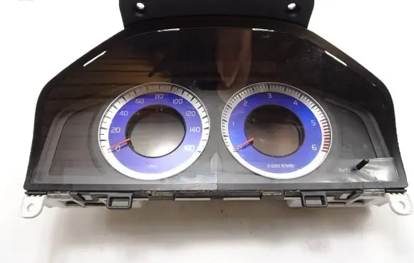 Volvo V70 Speedometer (instrument cluster) 36002726 69399690U 30733368