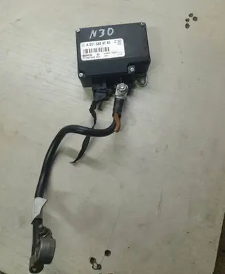 Mercedes-Benz E W211 Battery control module A2115404245 140196F3 0199000002