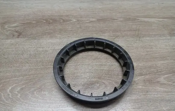 Volvo S60 In tank fuel pump screw locking ring/nut 8649739