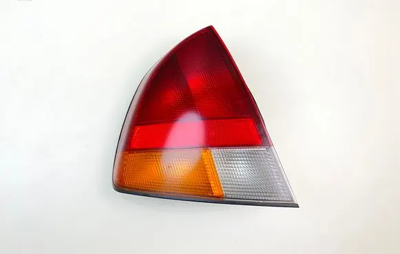 Mitsubishi Carisma Rear/tail lights MB944543 92912101
