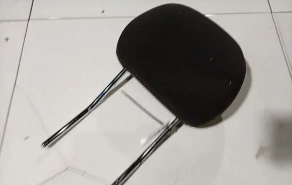 Opel Zafira A Front seat headrest 