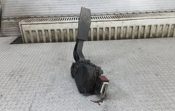 Opel Signum Accelerator throttle pedal 9186724