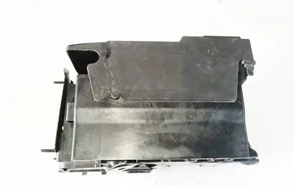 Chevrolet Malibu Battery box tray 20910582