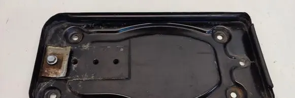 Battery box tray