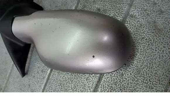 Nissan Micra Front door electric wing mirror 