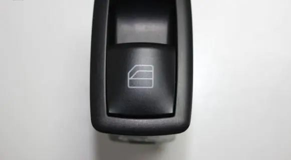 Mercedes-Benz GL X164 Electric window control switch A2518200510