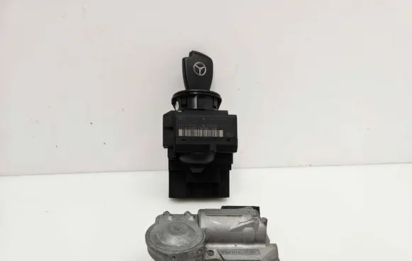 Mercedes-Benz Sprinter W906 Ignition lock A9065456508 3300306701
