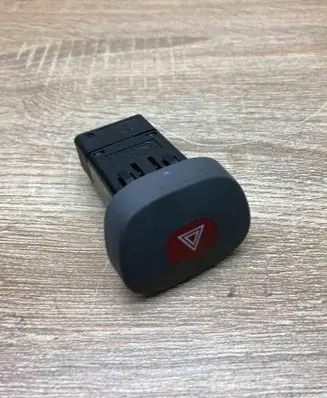 Renault Scenic I Hazard light switch 2517701 421820B