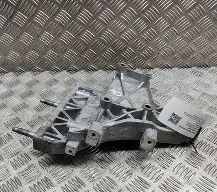 KIA Soul Engine mounting bracket 365940E711