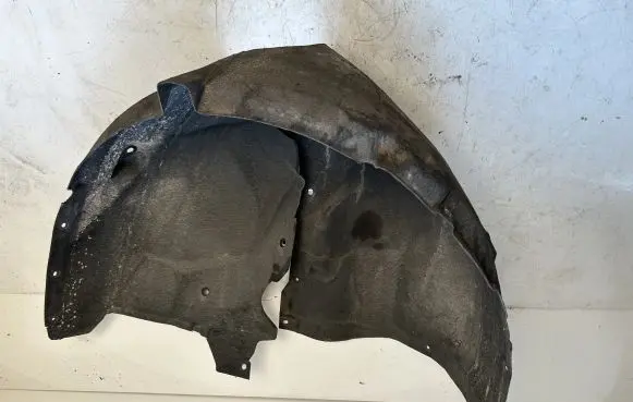 Chrysler Pacifica Front wheel arch liner splash guards