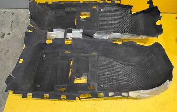 Audi A5 Interior carpet 8W1863021