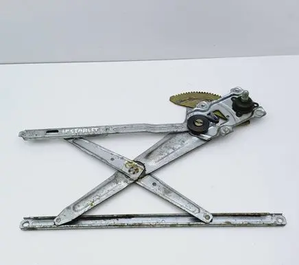 Toyota Starlet (P90) V Front door manual window regulator 