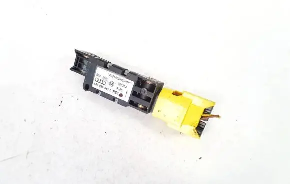 Porsche Cayenne (9PA) Airbag deployment crash/impact sensor 4b0959643c 080303