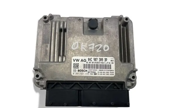 Volkswagen Polo VI Engine control unit/module ECU 04C907309BP 0261S21435