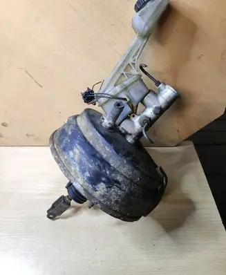 Mazda Premacy Brake booster 86404917 9526