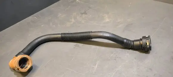KIA EV6 Engine coolant pipe/hose B6113
