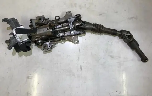 Ford Focus Steering wheel axle R3306J 98AG13335AG