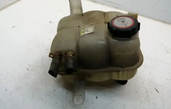 Ford Transit Coolant expansion tank/reservoir cap YC158A080AD