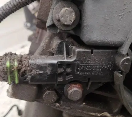 Volvo V50 Crankshaft position sensor 9643695780